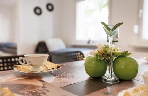 Aldenrade Apartment | VAZ Apartments DU01: Ideal for Workers with Top Amenities