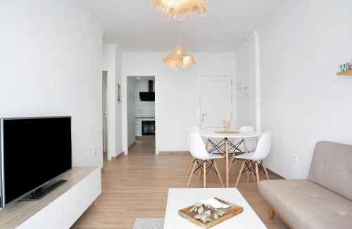 Barbate Apartment | Discover Family-Friendly Comfort at Vazquez Mella Barbate