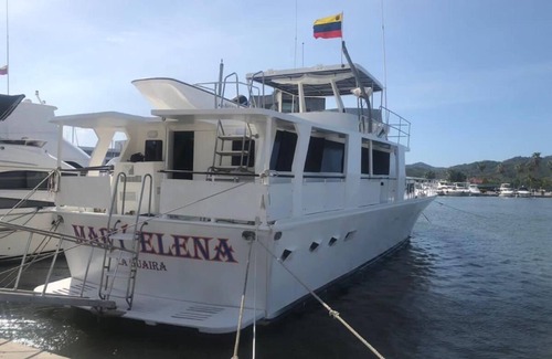 La Tortuga Boat Rental | Discover Isla La Tortuga: Family-Friendly Beach Camping Adventure