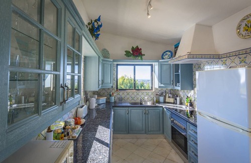 Funchal Villa | Veado Villa: 4-Bed Retreat with Private Pool & Seaviews