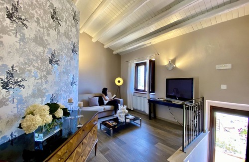 Caltagirone Other | Discover Vecchia Masseria: 4-Star Stay with Pool & Dining