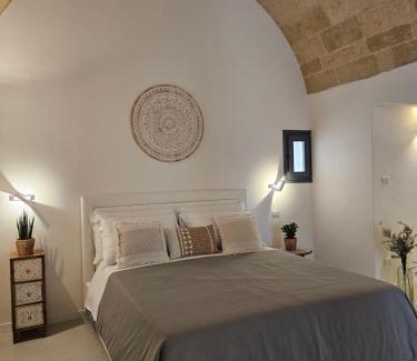 Mottola Apartment | Discover Vecchia Mottola: Pet-Friendly Hotel with Breakfast