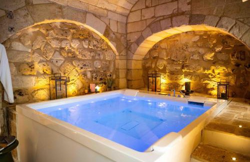 Mottola Hotel | Relax at Vecchia Mottola Wellness with Private Beach Access