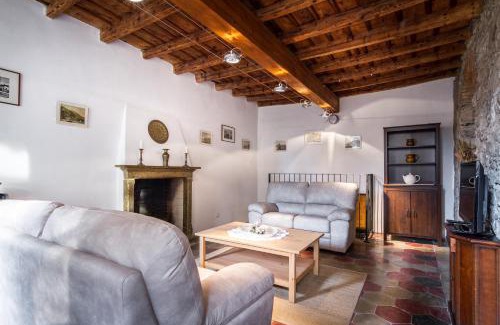 Torno Villa | Discover Vecchio Borgo: Family-Friendly Retreat Awaits