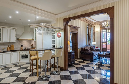 Old Town Apartment | Explore Vecpilsetas: 3-Bedroom Retreat in the Old Town