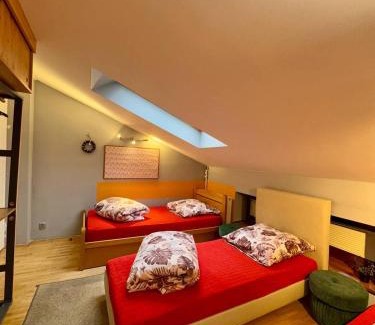 Wawer Hostel | Vector Home