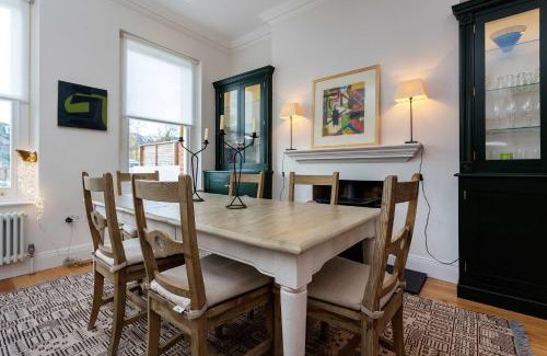 Bedford House | Discover Veeve - Southside Elegance for Family Stays