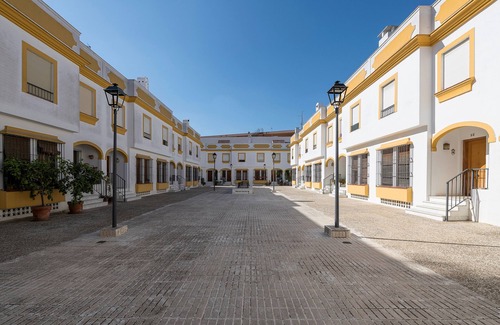 Jerez de la Frontera Old Town House | Discover VEGALUZ: Cozy Flat with Spa & Free Wifi in Jerez