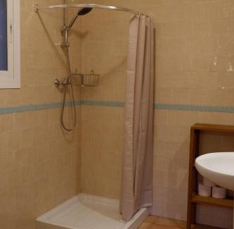 Coin Bed & Breakfast | Eco-Friendly Retreat at Vegan Guesthouse Finca Pereila