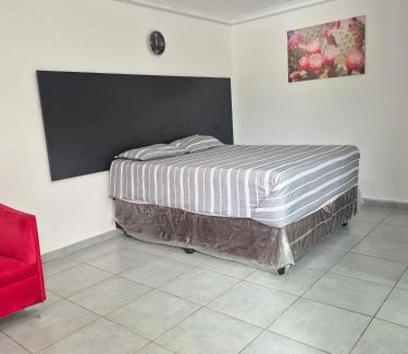 Bushbuckridge House | Budget-Friendly Vegas Guesthouse with Pool & Family Amenities