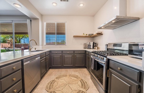 Paradise Hills House | Experience Vegas Style Desert Luxury with Themed Rooms & Spa
