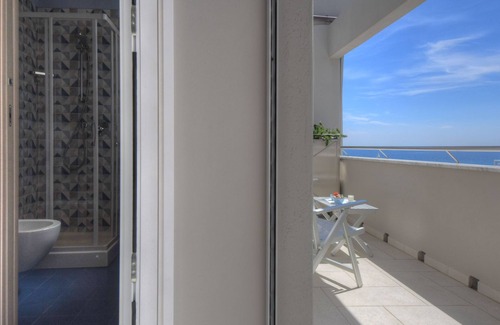 Pietra Ligure House | Discover Vela D'oro: 10/10 Rated Family-Friendly Getaway