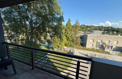 Zavidovici Apartment | Budget-Friendly Vela-edo: Family-Friendly with Breakfast