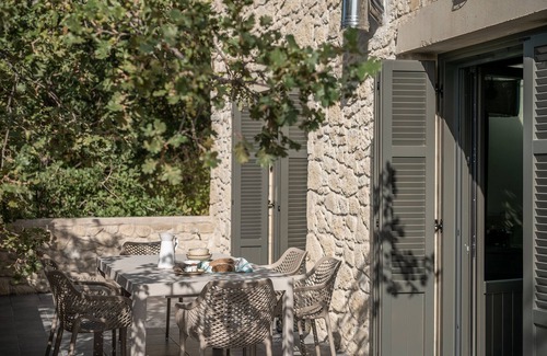 Latziana House | Velanis House - Embrace Nature with Pool & Breakfast