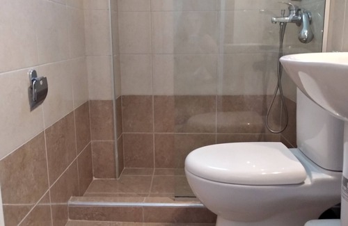 Toroni House | Cozy Velikis Apartments with Kitchen & Breakfast Amenities