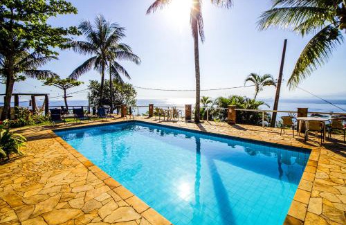 Praia de Borrifos Hotel | Relax at VELINN Pousada 8 Ilhas with Pool & Ocean Views