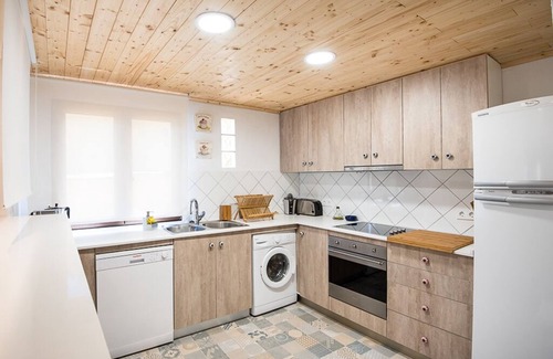 Sords House | Vell Can Gironès - Ideal Country House for Groups & Families