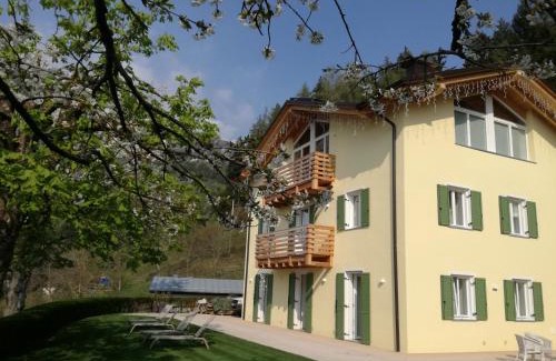 Bolognano-Vignole House | Vello d'Arco: Breathtaking Ocean Views at 1000 Meters