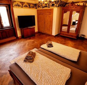 Bebertal House | Veltheimsburg: Pet-Friendly Retreat with Breakfast Included