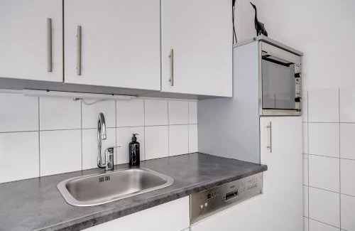 Otterlo Apartment | Nature Retreat: Veluwe Home for Families of 2-4