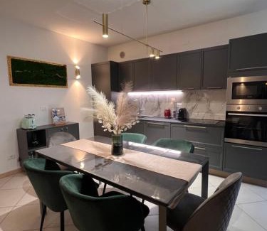 Ovest Apartment | Velvet Apartment