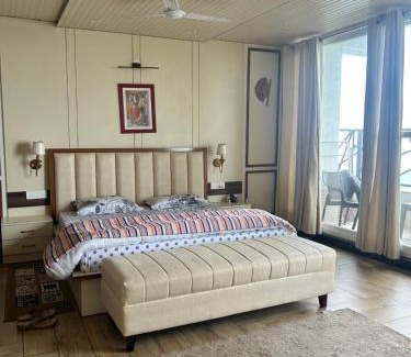 Barog House | Velvet Hills Barog