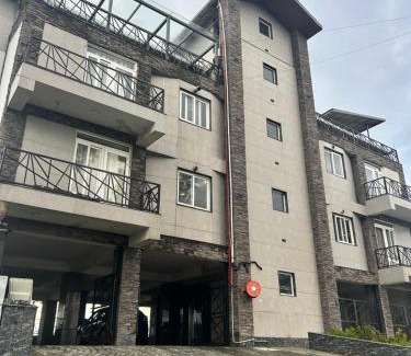 Barog House | Velvet Hills Barog