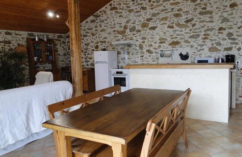 La Garnache House | Relaxing Vendée Retreat 25 km from Beaches and Islands