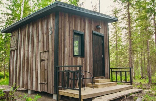 Kontiolahti Ski Chalet | Venejoen Piilo: Pet-Friendly Stay with Breakfast & Dining