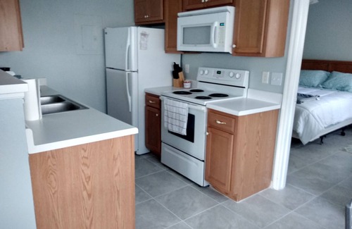 Villas Condo | Relax at Venetian Palms: 2 Bedroom Oceanfront Retreat