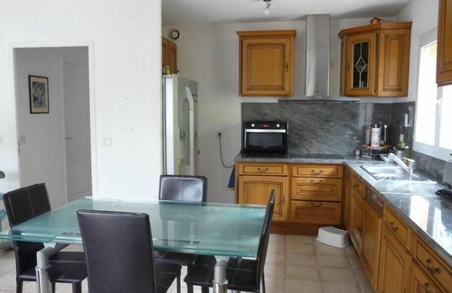Martigues House | Inviting Detached House with Breathtaking Etang de Berre View