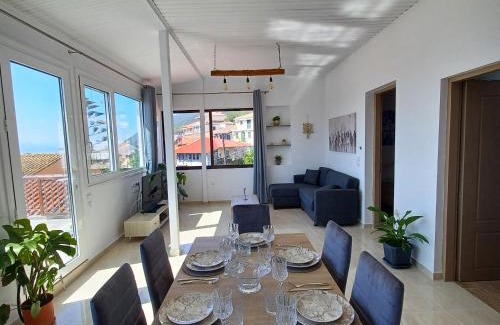 Agios Petros Apartment | Indulge in Comfort at Venetis Home - Guest Rated 10/10