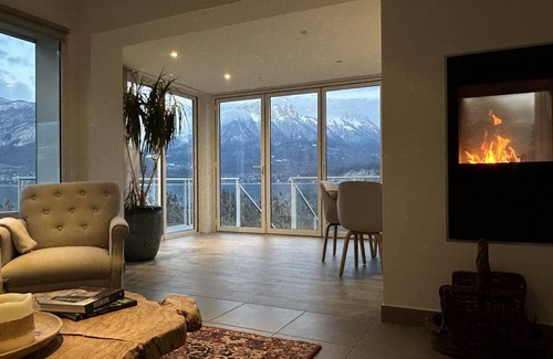 Cessenaz Villa | Experience Venez Chez Vous Villa with Spa and Hot Tub