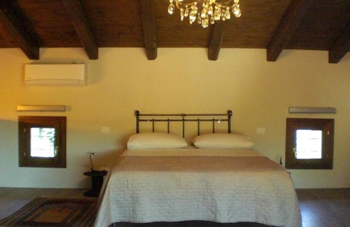 Dardago Bed & Breakfast | Experience Venezia delle Nevi: Guest Rated 10/10 with Breakfast