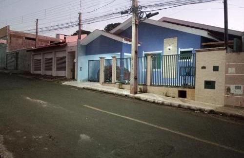 Itarare House | Cozy Casa with Two Suites and Family-Friendly Amenities