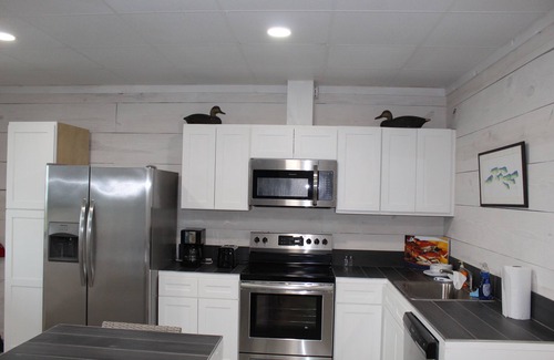 Venice House | Waterfront Venice Blue Crab Lodge - Guest Rated 9.8/10