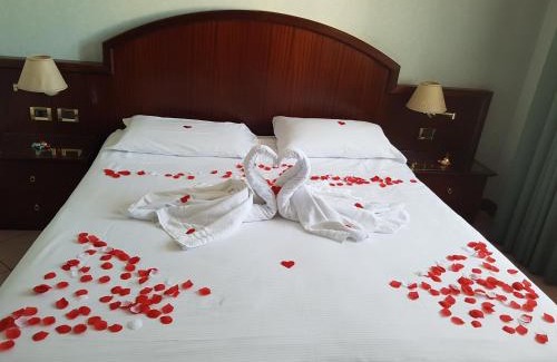 Mirano Hotel | Explore Venice Palace Hotel: Family-Friendly & Pet Welcoming