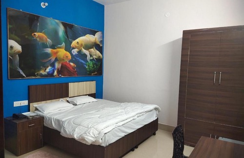 Rohtak Hotel | Elegant Venice Royale Residency: Rated 9/10 & Family-Friendly