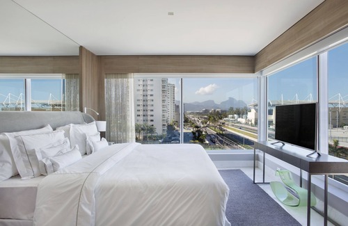 Jacarepagua Hotel | Relaxing Venit Mio Hotel: 4-Star Stay with Spa & Pool