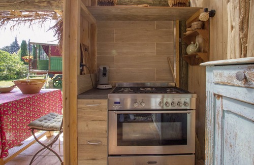 Cabannes House | Unique Caravan Experience at Vent de Bohème in Cabannes