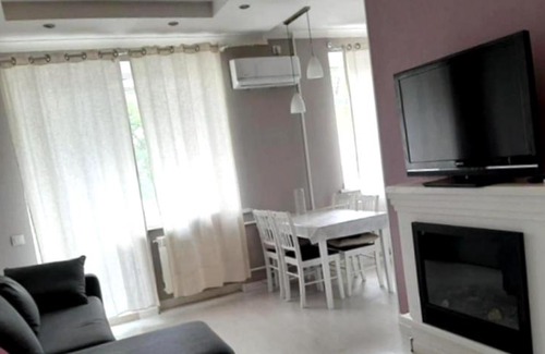 Cluj-Napoca House | Budget-Friendly Stay at Ventotexon Hotel: Pet & Child Friendly