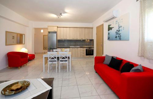 Nikita Apartment | Family-Friendly Retreat at Ventus e Paradiso Villa Nikiti