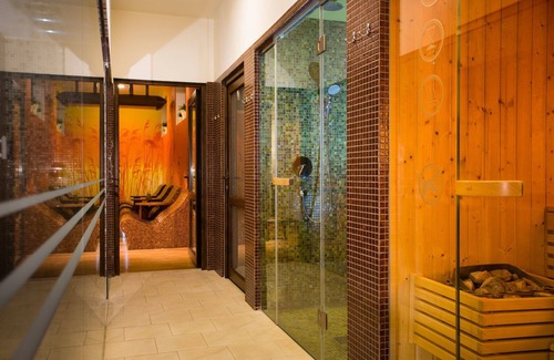 Goldap Hotel | Relax at Ventus Natural & Medical Spa: Pool, Spa & More