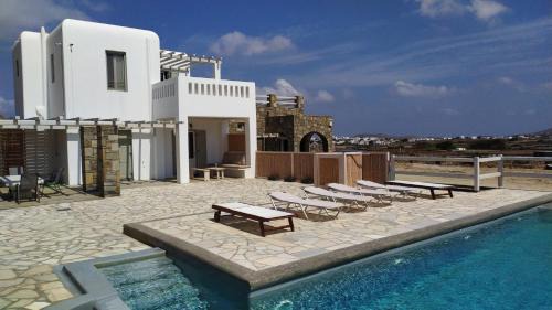 Xilokeratidi Villa | Relaxing Getaway at Ventus Villa with Pool and Hot Tub