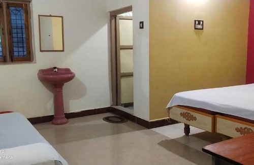 Hampi House | Discover VENU HOMESTAY: Pet & Child Friendly Retreat