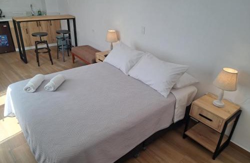 Leuro Apartment | Guest Rated 9.5 - Venue Studios for Your Next Getaway