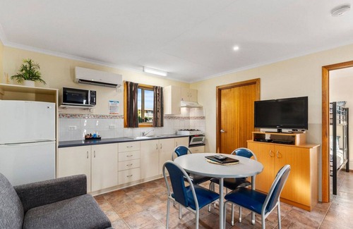 Wright Other | Beachfront Getaway at Venus Bay Tourist Park - Guest Rated 9/10