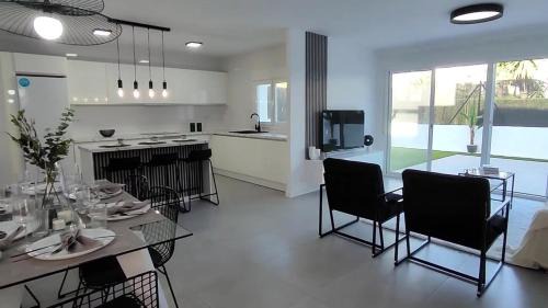 Puerto Rey Apartment | Family-Friendly Getaway at Apartamento Vera Playa