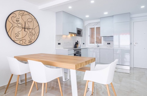 Benidorm Apartment | Elegant Veracruz 10-C Deluxe Apartment Near Levante Beach