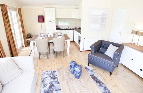 Municipality of Langedijk House | Escape to Veranda 4: Oceanfront Bliss with Pool Access
